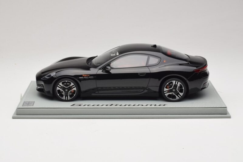 Maserati GranTurismo Trofeo Nero Assoluto BBR 1:18 P18240CMAS Hartsi