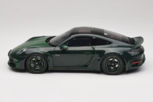Porsche 911 992 Turbo S Brabus 900 Rocket R Mean Green GT Spirit 1:18 GT959 Hartsi — kuva 3 / 6
