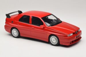 Alfa Romeo 155 GTA Stradale Alfa Red Otto 1:18 OT1132 Hartsi — kuva 4 / 6