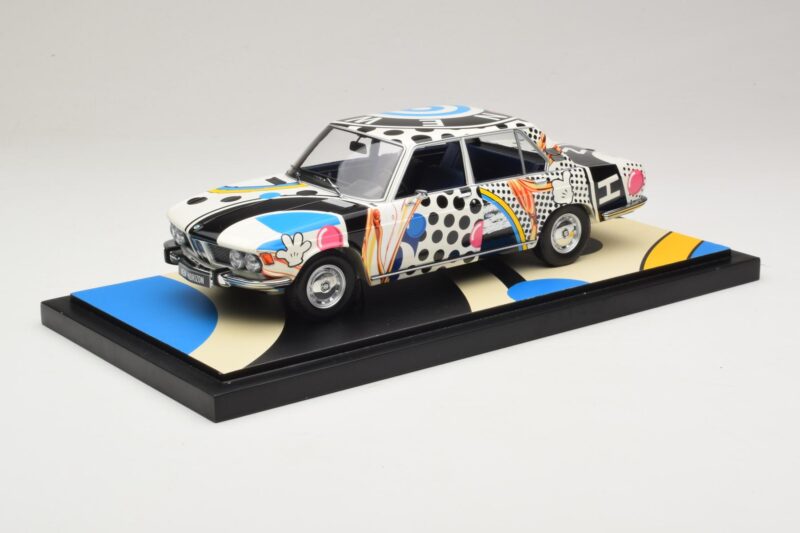 BMW 2500 E3 New Horizon Minichamps 1:18 155029204 Hartsi