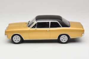 Opel Commodore A Beige MCG 1:18 MCG18559 Metalli — kuva 3 / 6