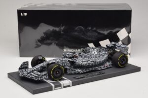 Alfa Romeo Orlen C42 V. Bottas Testing Barcelona 2022 Minichamps 1:18 117229977 Hartsi — kuva 7 / 7