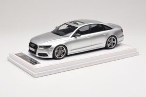 Audi S6 C7 Florett Silver Metallic IVY Merit 1:18 REMC038 Hartsi — kuva 2 / 7