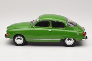 Saab 96 V4 Vihreä MCG 1:18 MCG18655 Metalli — kuva 3 / 6
