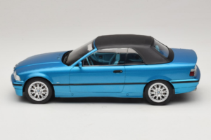 BMW 3 Series E36 Avoauto Sininen Metallinen MCG 1:18 MCG18319 Metalli — kuva 4 / 7