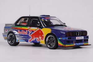 BMW E30 V8 #229 E. Hountondji Red Bull Driftbrothers Drift 2023 Sininen Otto 1:18 OT486 Hartsi — kuva 4 / 5