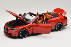 BMW M4 G83 Avoauto Red Metallic Minichamps 1:18 110021030 Metalli — kuva 2 / 8