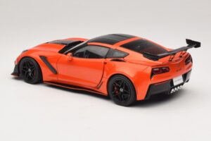 Chevrolet Corvette C7 ZR1 Punainen IXO 1:18 U18RDC001-FO Metalli — kuva 7 / 8