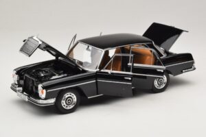 Mercedes 280 SE W108 Musta Norev 1:18 183360 Metalli — kuva 2 / 8