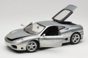 Ferrari 360 Modena Kromihopea Hot Wheels 1:18 27774 Metalli — kuva 2 / 8