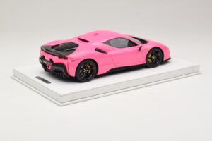 Ferrari SF90 Pack Fiorano Kiiltävä Qatar Pink BBR 1:18 RACELINE137 Hartsi — kuva 2 / 7