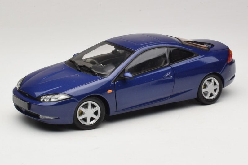 Ford Cougar Sininen Action 1:18 ACTION001 Metalli