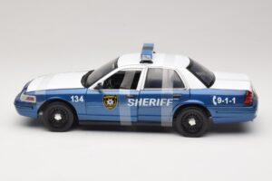 Ford Crown Victoria Police Interceptor The Walking Dead Greenlight 1:18 12957 Metalli — kuva 3 / 6