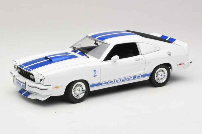 Ford Mustang II Cobra II Charlie's Angels Movie Greenlight 1:18 12880 Metalli