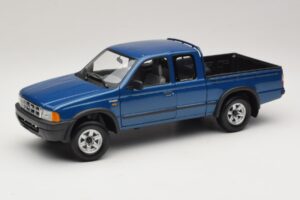 Ford Ranger Super Cab Sininen Action 1:18 ACTION002 Metalli