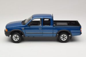 Ford Ranger Super Cab Sininen Action 1:18 ACTION002 Metalli — kuva 4 / 8