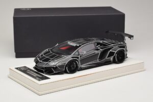 Lamborghini Aventador Liberty Walk TRON Kirkas Musta JUC 1:18 J32-14 Hartsi — kuva 7 / 7