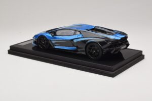 Lamborghini Revuelto Blue Black IVY Merit 1:18 REMC040 Hartsi — kuva 5 / 7