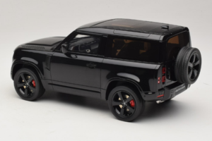 Land Rover Defender 90 L663 P400 X-Dynamic HSE Santorini Black GT Spirit 1:18 GT992 Hartsi — kuva 5 / 6