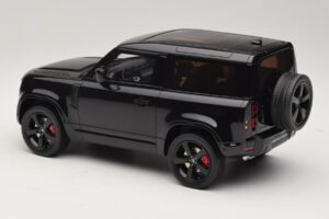 Land Rover Defender 90 L663 P400 X-Dynamic HSE Santorini Black GT Spirit 1:18 GT992 Hartsi — kuva 5 / 6
