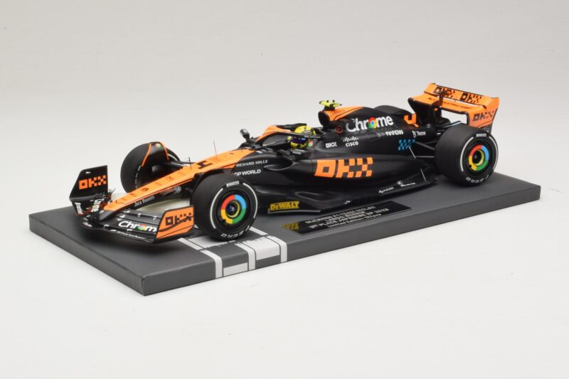 McLaren MCL60 #4 L. Norris 2nd Place Japanese GP 2023 Minichamps 1:18 537233504 Hartsi