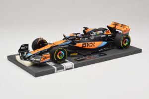 McLaren MCL60 #81 O. Piastri Hungarian GP 2023 Minichamps 1:18 537233081 Hartsi