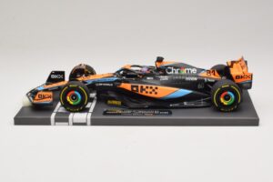 McLaren MCL60 #81 O. Piastri Hungarian GP 2023 Minichamps 1:18 537233081 Hartsi — kuva 3 / 7