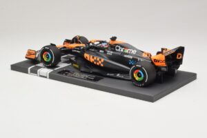 McLaren MCL60 #81 O. Piastri Japanese GP 2023 Minichamps 1:18 537233581 Hartsi — kuva 5 / 7