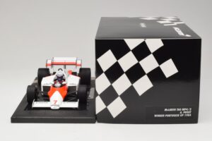McLaren MP4/2 TAG #7 A. Prost Portuguese GP Winner 1984 Minichamps 1:18 537841807 Hartsi — kuva 6 / 7
