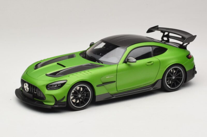 Mercedes AMG GT Black Series C190 Matt Green Metallic Minichamps 1:18 110032022 Metalli