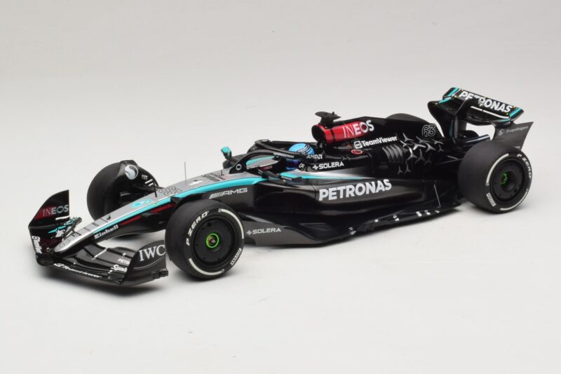 Mercedes AMG Petronas W15 E Performance G. Russell 2024 Minichamps 1:18 110240163 Hartsi