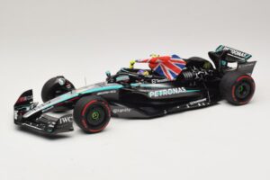 Mercedes AMG Petronas W15 E Performance L. Hamilton Winner British GP 2024 Minichamps 1:18 110241244 Hartsi