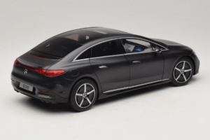 Mercedes EQE V295 Graphite Grey Magno NZG 1:18 B66961108 Metalli — kuva 5 / 8