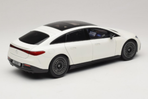 Mercedes EQS V297 Manufaktur Opalite White NZG 1:18 B66961049 Metalli — kuva 3 / 8