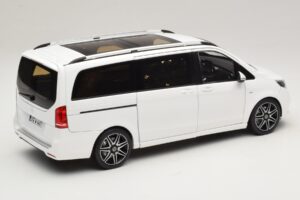 Mercedes V-Class W447 AMG Line Valkoinen Norev 1:18 183876 Metalli — kuva 3 / 8