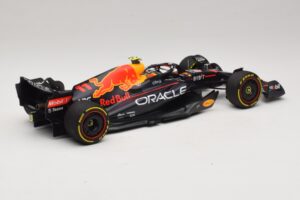 Oracle Red Bull Racing RB18 S. Perez Winner Monaco GP 2022 Minichamps 1:18 110220711 Hartsi — kuva 2 / 7