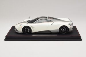 Pagani Huayra Luminous Green AB 1:18 REMC041 Hartsi