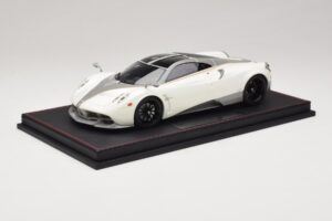 Pagani Huayra Luminous Green AB 1:18 REMC041 Hartsi — kuva 2 / 7