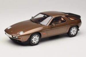 Porsche 928 S Tobacco Metallic GT Spirit 1:18 GT1005 Hartsi