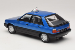 Renault 11 GTL Taxi James Bond MCG 1:18 MCG18833 Metalli — kuva 5 / 6