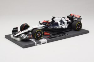 Scuderia AlphaTauri AT04 D. Ricciardo Hungarian GP 2023 Minichamps 1:18 117231203 Hartsi