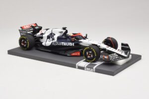 Scuderia AlphaTauri AT04 D. Ricciardo Hungarian GP 2023 Minichamps 1:18 117231203 Hartsi — kuva 4 / 7