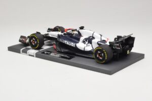Scuderia AlphaTauri AT04 D. Ricciardo Hungarian GP 2023 Minichamps 1:18 117231203 Hartsi — kuva 5 / 7