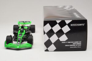Stake Kick Sauber C44 G. Zhou Emilia Romagna GP 2024 Minichamps 1:18 117240124 Hartsi — kuva 6 / 7
