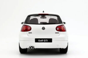 Volkswagen Golf GTI Mk5 Edition 30 Candy White Otto 1:18 OT1250 Hartsi — kuva 5 / 5