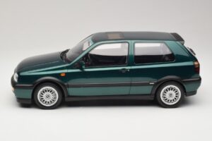 Volkswagen Golf Mk3 VR6 Carat Dragon Green Otto 1:12 G099 Hartsi — kuva 3 / 6
