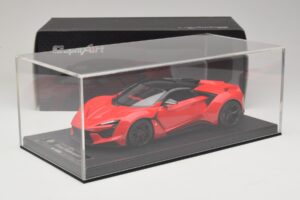 W Motors Fenyr Supersport Punainen SophiArt 1:18 SA003-06 Hartsi — kuva 6 / 6