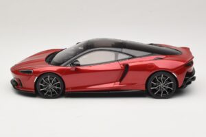 McLaren GTS Punainen GT Spirit 1:18 GT971 Hartsi — kuva 3 / 6
