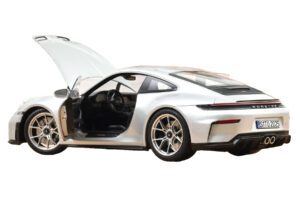 Porsche 911 992.2 GT3 Touring Package GT Silver Metallic Norev 1:18 187002 Metalli — kuva 2 / 5