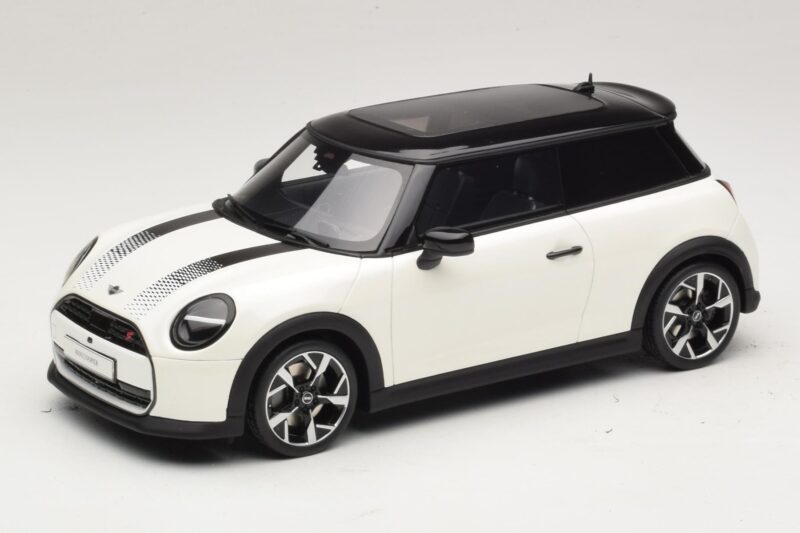 Mini Cooper S F66 Nanuq White Metallic Otto 1:18 Mini Cooper S F66 Nanuq White Metallic Otto 1:18 OT1245 Hartsi